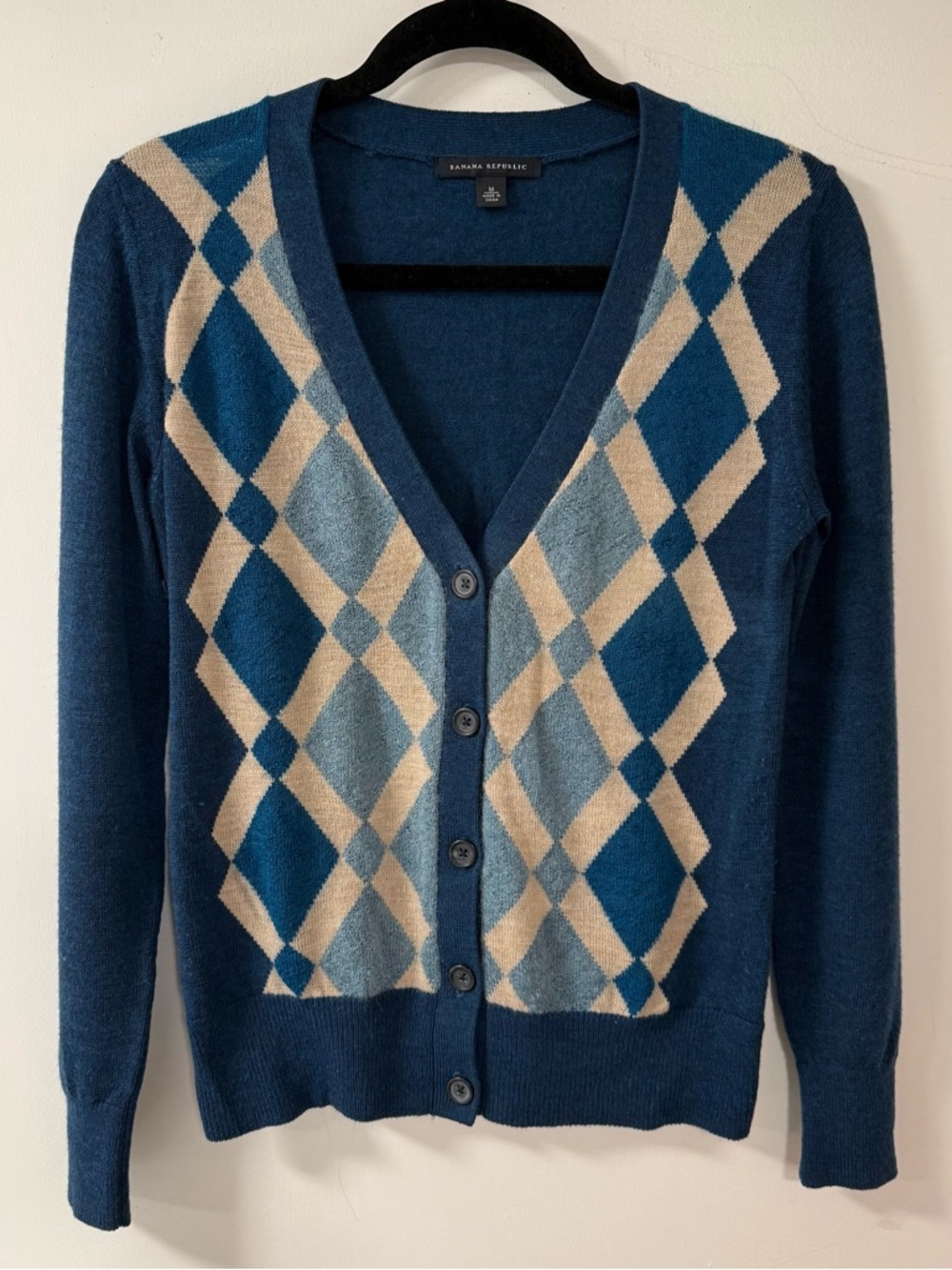 Banana Republic Merino Wool Blue and Cream Argyle V-Neck Cardigan